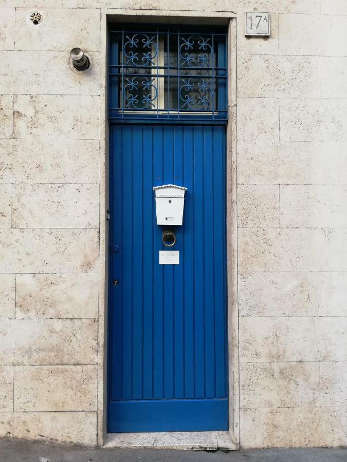 The Blue Strawberry House In San Giovanni Apartamento